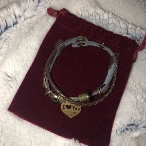 Bracelet
